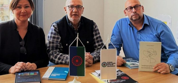 ROMI PROMOVIRALI KNJIGE